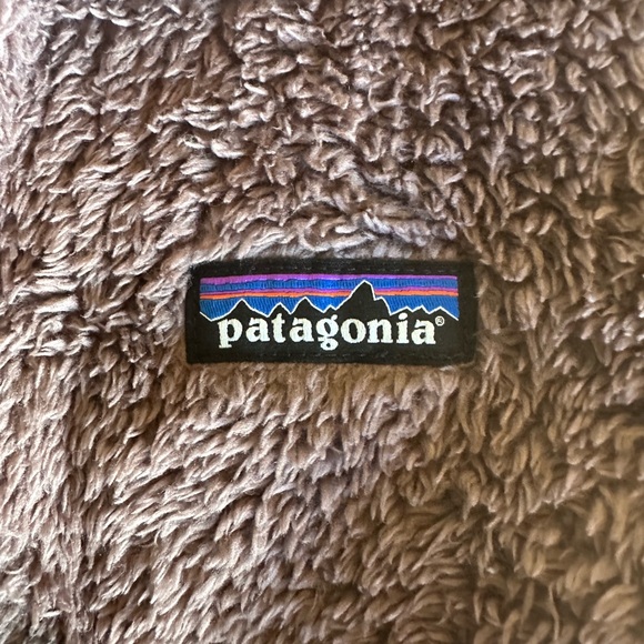 Patagonia Plush Fleece in Dusty Purple - Picture 7 of 8